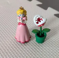 スーパーマリオ　チョコエッグ　ピーチ　パックンフラワー