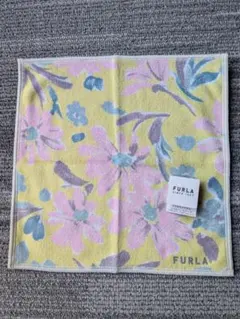 FURLA フラワーパターン タオルハンカチ