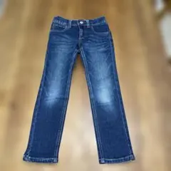 Item thumbnail for item 08577739-d44a-486b-ba13-0e462d3377ae