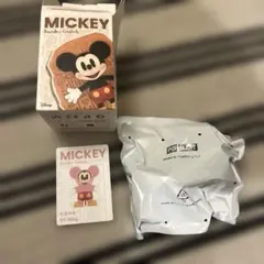 【新品】MICKEYフィギュア （POP MART）