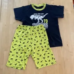 恐竜プリント パジャマセット　130 ①