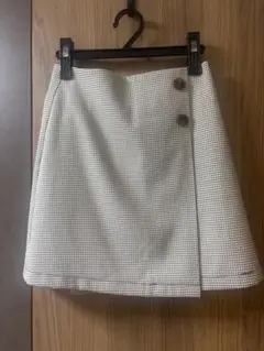 ems excite スカート