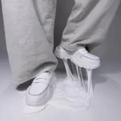 Item thumbnail for item 643332e9-5d3f-466b-a412-99fc3f63403c