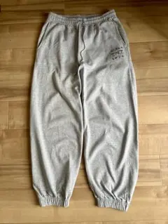 thisisneverthat スウェットパンツ グレー