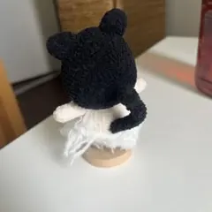 あみぐるみ 人形 黒耳 白フリル ハンドメイド ミニドール インテリア