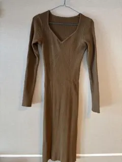 ブラウンリブ編みニットロングワンピース