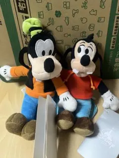 ディズニーストア　グーフィー マックス　肩のり　ぬいぐるみ