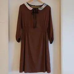 ローラアシュレイ 花柄丸襟 リボンデザイン ワンピース ブラウン系 サイズ3のサムネイル
