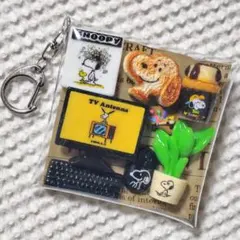 ガチャ詰めポーチ　スヌーピー　パソコン