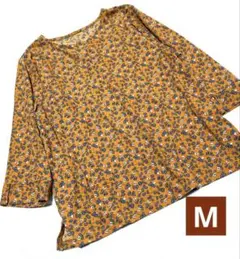 小花柄　Tシャツ　ブラウン　七分袖
