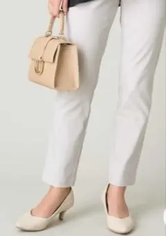 a.v.v ホワイト ハイパーストレッチスリムパンツ M