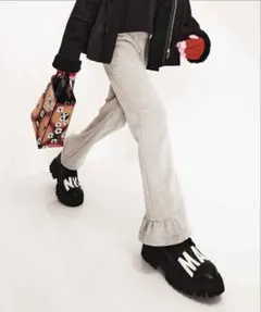 MARNI（マルニ）Kids ワンポイントブランドロゴフリルスウェットパンツのサムネイル