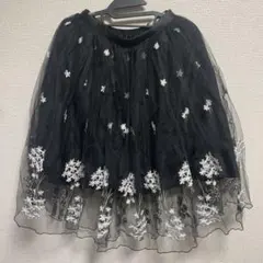 【美品】Noela ノエラ ブラック 花柄刺繍チュールスカート フレアスカートのサムネイル