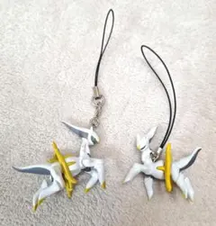 【ポケモン】アルセウス フィギュアキーホルダー　根付け　ストラップ
