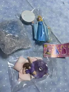 ディズニー　プリンセス　ヒロイン　ユージンSR ガチャ