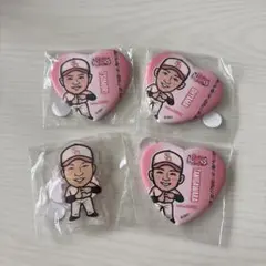 福岡ソフトバンクホークス　ピンクフルデー缶バッジ&アクスタセット