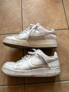 Nike Air Force 1 ホワイトスニーカー