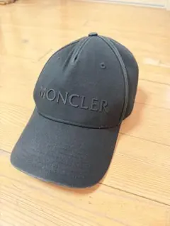 【新品未使用】 モンクレール ロゴ キャップ オールブラック ユニセックス 新品未使用】 モンクレール ロゴ キャップ オールブラック ユニ