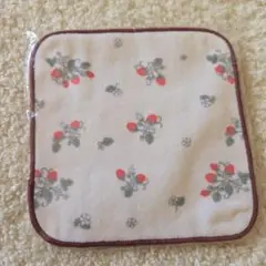 petit main 花柄ハンカチ サイズF