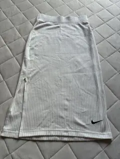 NIKE リブタイトスカート ホワイト スリット入りのサムネイル