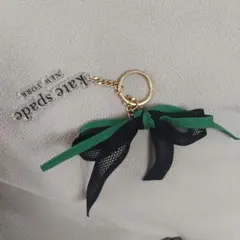 Item thumbnail for item 7a77f131-dab7-49c1-85b1-07b2a82bd0c3