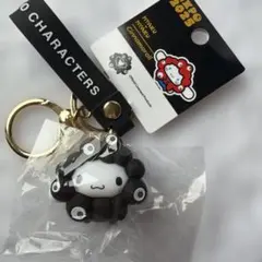 【万博グッズ断捨離中】ミャクミャクなりきりキーホルダーサンリオ シナモロール　黒