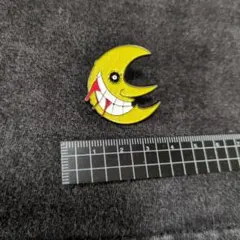 ソウルイーター 月 ピンバッジ 缶バッジ アニメ グッズ