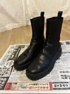 美品✨LE TALON GRISE　チェルシーブーツ　サイドゴアブーツ　黒　M 美品✨LE TALON GRISE チェルシーブーツ サイドゴアブーツ 黒 M - メルカリ