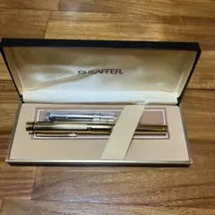 SHEAFFER ゴールド 万年筆 専用ケース付き ヴィンテージ - メルカリ