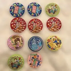 ディズニー刺繍缶バッジ　12個セット