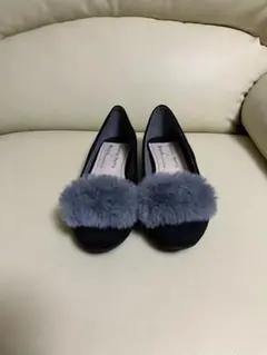 黒 フラットシューズ