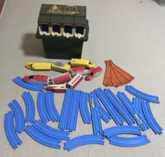 タカラトミーのプラレールシリーズ 車両とレールセットと収納箱