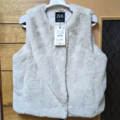 ZARA フェイクファーベスト 11-12歳