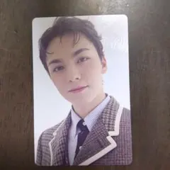 バーノン 17 IS RIGHT HERE トレカ