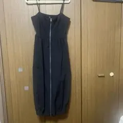 お値下げ⭐︎GU ブラック フロントジップバブルヘムワンピース　M
