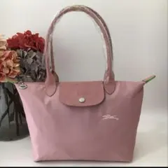 Item thumbnail for item 763b3fdd-c737-42f2-8705-beed2b3b7492