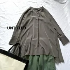 【洗える】 アンタイトル　スキッパーカラー　チュニックブラウス　シャツ　金ボタン