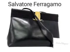 【美品】サルヴァトーレフェラガモ ショルダーバッグ