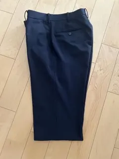 UNIQLO 感動パンツ　ネイビー スラックス 82cm73㎝