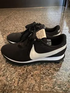 NIKE スニーカー NIKE SWOOSH