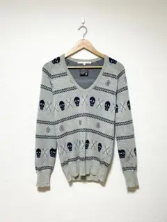 美品 MARK&LONA スカルボーダー Vネック ニット セーター アーカイブのサムネイル