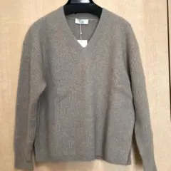 【新品★未使用】トゥモローランド　Vネックセーター ベージュ
