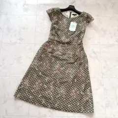 未使用タグ付✨定価6.1万 トッカ 総刺繍 フレアワンピース 4 オリーブ