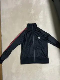 美品 adidas 424 トラックジャケット M ブラック 赤ライン - メルカリ