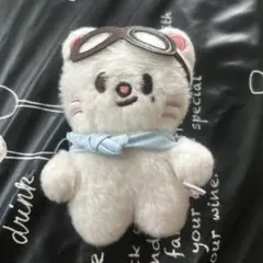 SKZOO ジニレット バンザイ　10cmぬいぐるみ jiniret ヒョンジン skzoo 10cmぬいぐるみ服 ジニレット ヒョンジン - メルカリ
