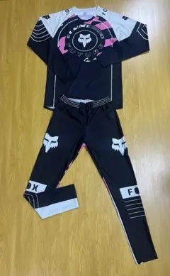 レーシングスーツ 50