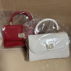 ２種セット　ハローキティ　持ち手付きロングストラップショルダープレートバッグ