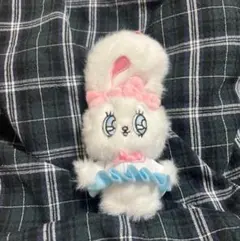 エスターバニー ぬいぐるみキーホルダー ホワイト ピンク 水色