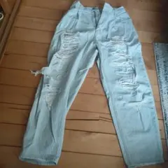 Item thumbnail for item d4c346cf-ba16-4e88-b1e4-19b6a807d526