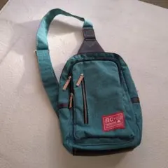 ボディバッグ ワンショルダー 軽量 ターコイズブルー ポケット 肩掛けバック